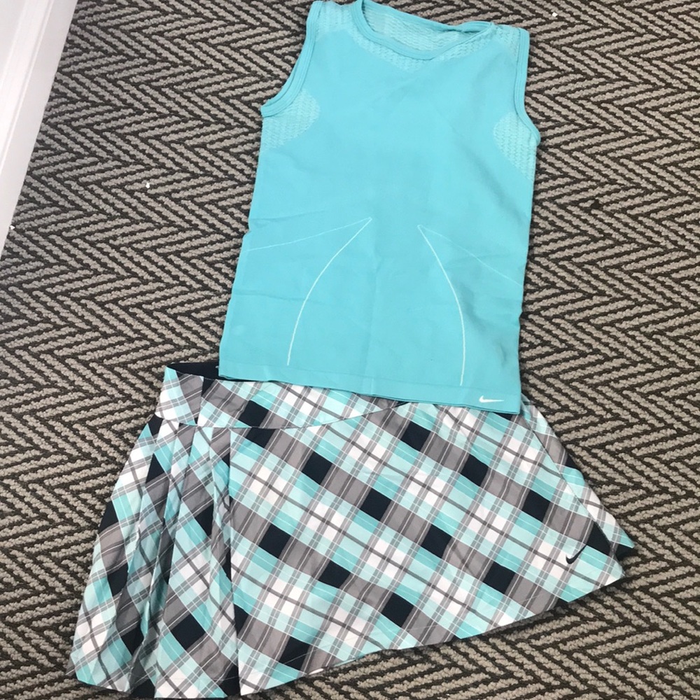 Beautiful navy and teal golf/tennis outfit